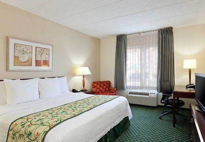 Fairfield Inn & Suites Chicago Midway Airport Bedford Park Oda fotoğraf